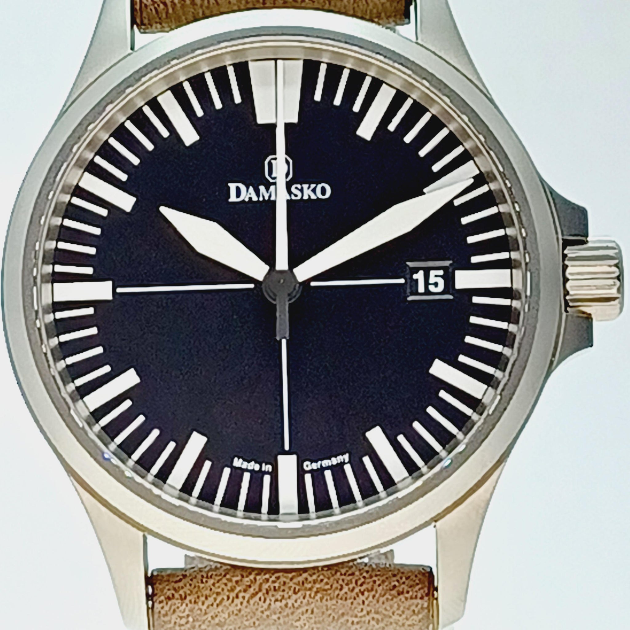 DAMASKO DK32